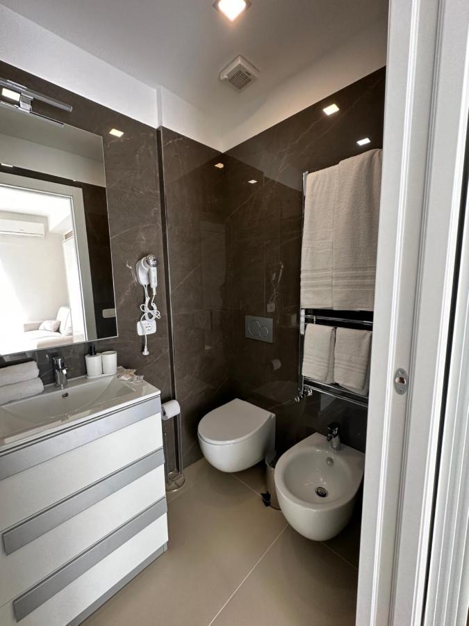 Four Rooms Naxos Giardini-Naxos Exterior foto