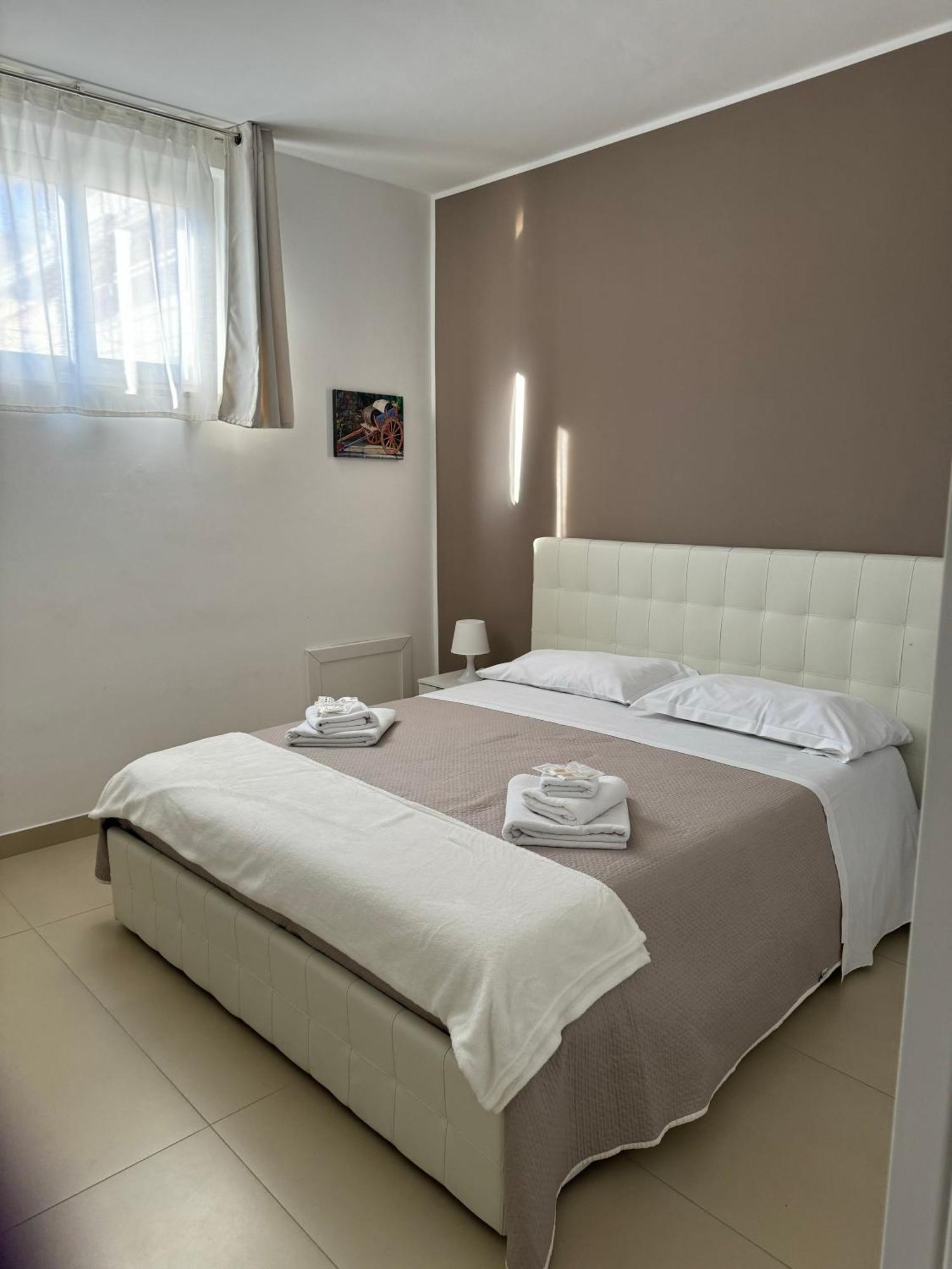 Four Rooms Naxos Giardini-Naxos Exterior foto